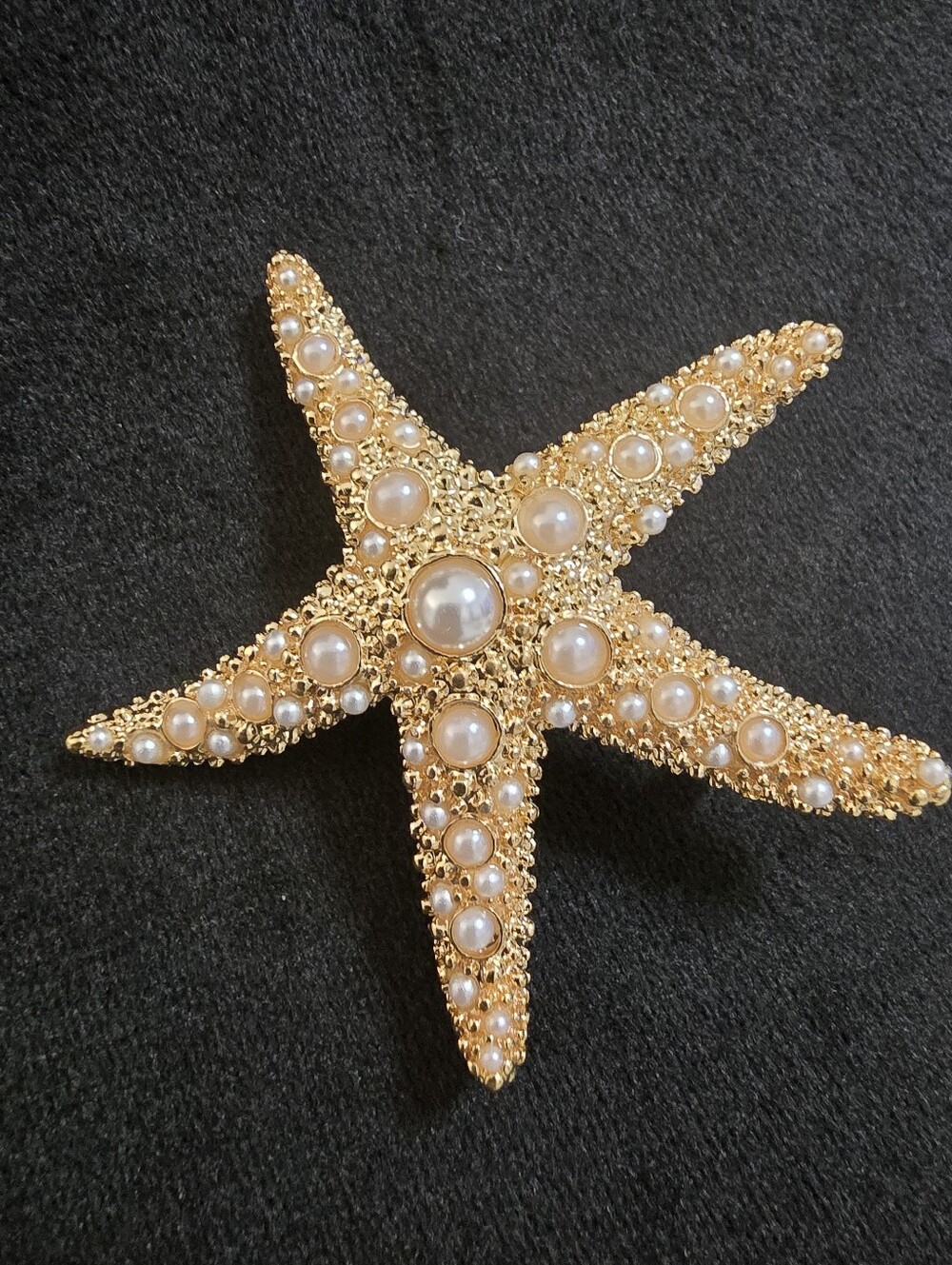 Stunning Gold Pearl Starfish Brooch